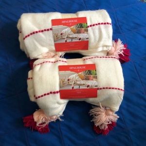 2qty Opal House white with pink knitted throw